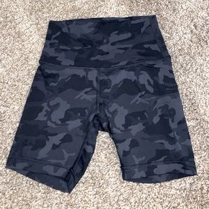 Lululemon Wunder Train Shorts
